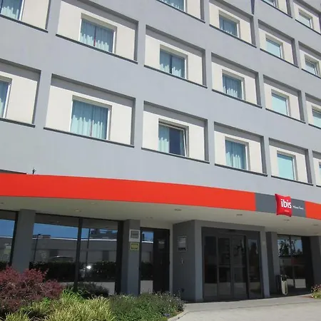 Ibis Milano Fiera Hotel