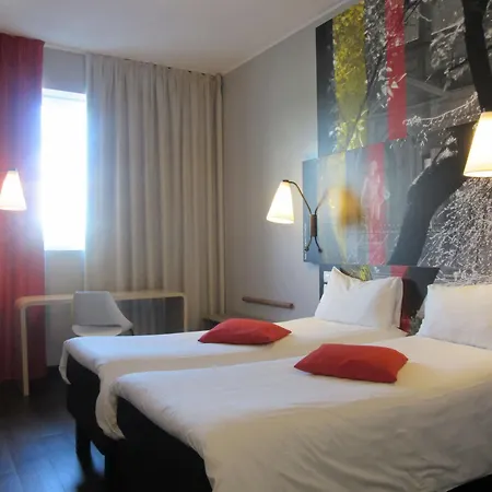 Ibis Milano Fiera Hotel