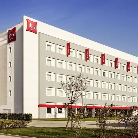 Ibis Milano Fiera Hotel